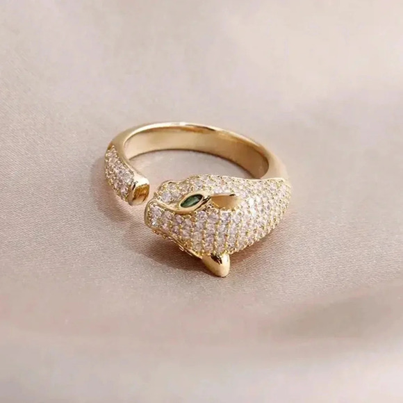 Panthere Silver Crystal Ring - Picture 14 of 17